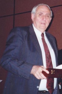 Robert Markovits - Profile Picture4a